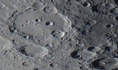 Mondkrater Clavius mit 5m Brennweite aufgenommen