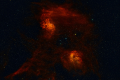 IC405 (Flammensternnebel) u. IC410 (Kaulquappennebel)